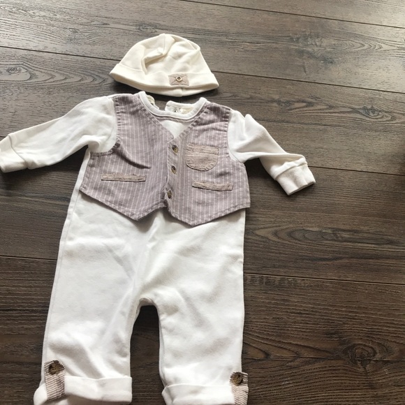 Size 0-3 months clothes - Picture 6 of 8